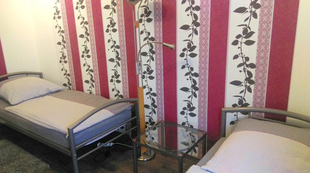 Ferienwohnung Familie Perl Immenhausen Exteriör bild